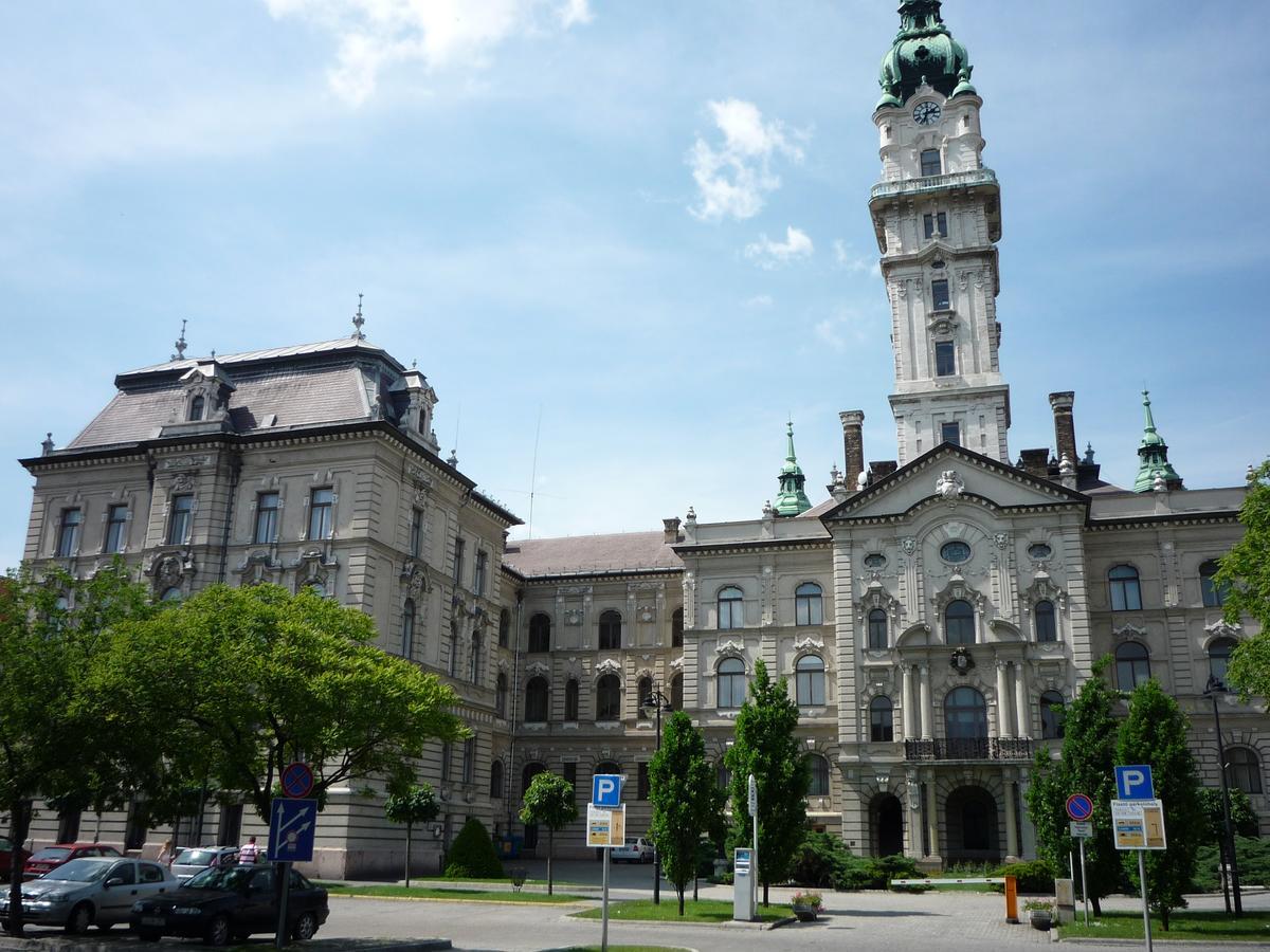 Dunalux Apartman Győr Exteriör bild
